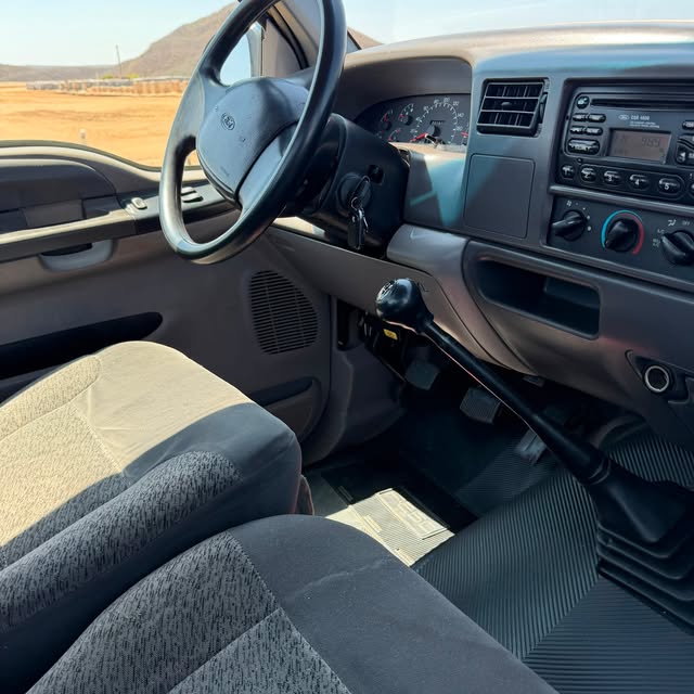 FORD F-250 XLT-L - Imagem 20