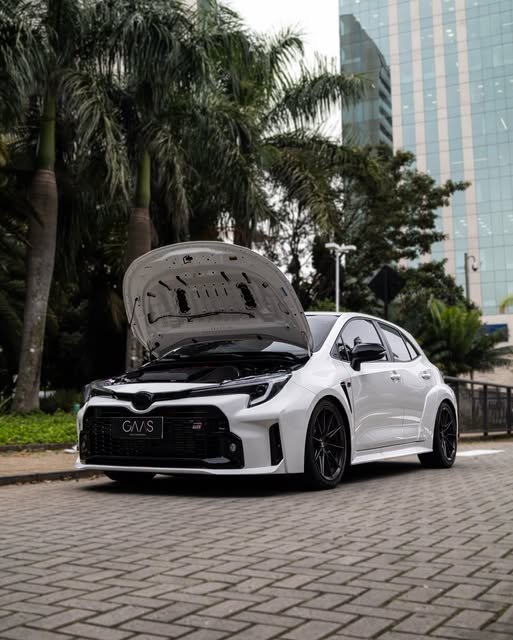 TOYOTA COROLLA GR - Imagem 2