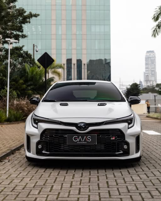 TOYOTA COROLLA GR - Imagem 3