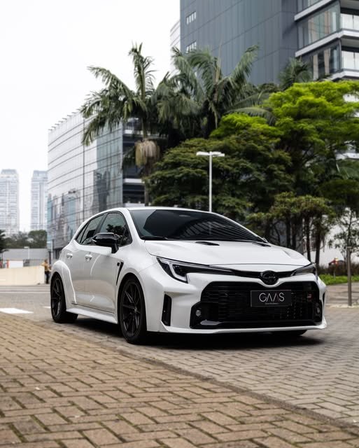 TOYOTA COROLLA GR - Imagem 4