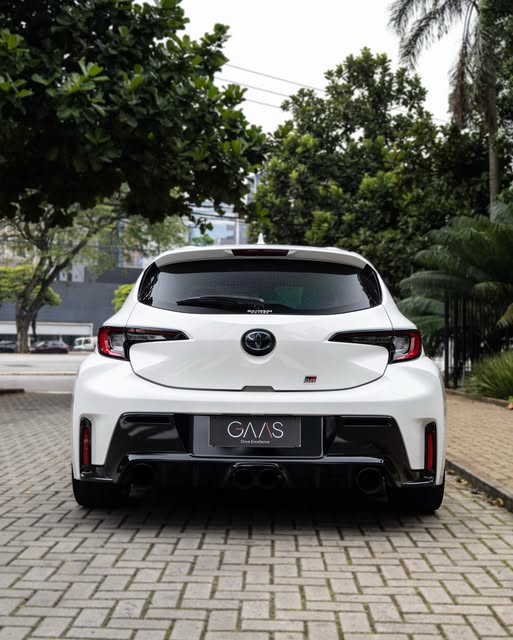 TOYOTA COROLLA GR - Imagem 6