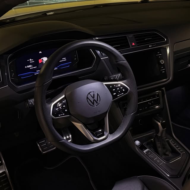 VOLKSWAGEN TIGUAN R LINE - Imagem 10
