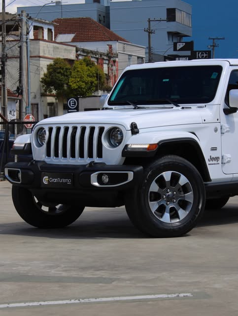 JEEP WRANGLER SAHARA - Imagem 9