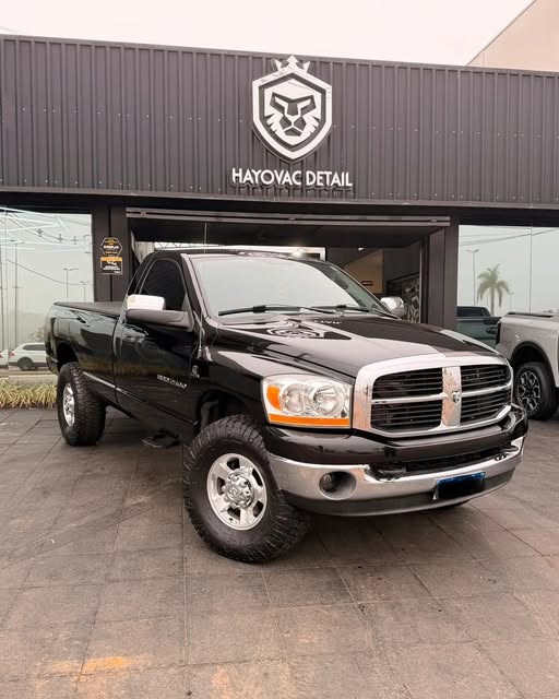 DODGE RAM 2500 SLT - Imagem 1