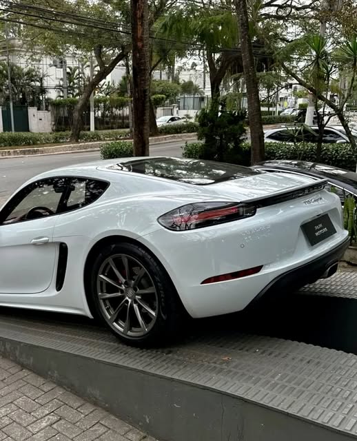 PORSCHE 718 - Imagem 7