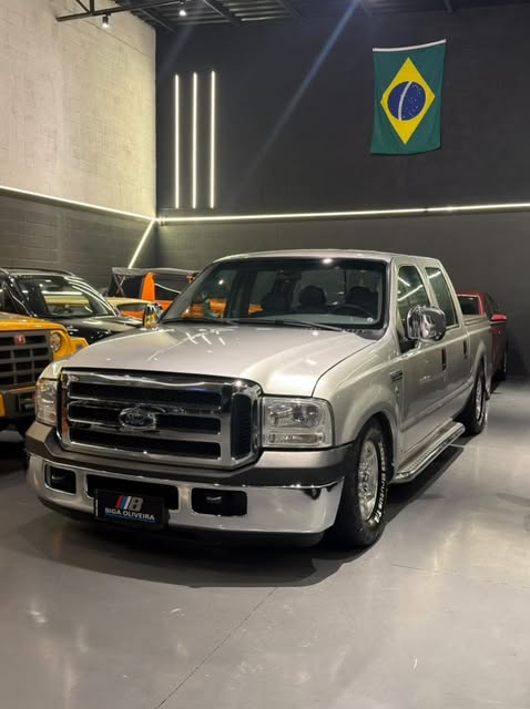 FORD F-250 - Imagem 1