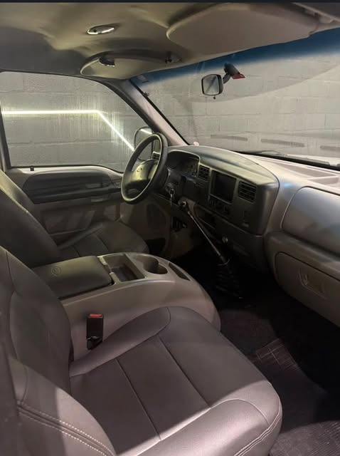 FORD F-250 - Imagem 9