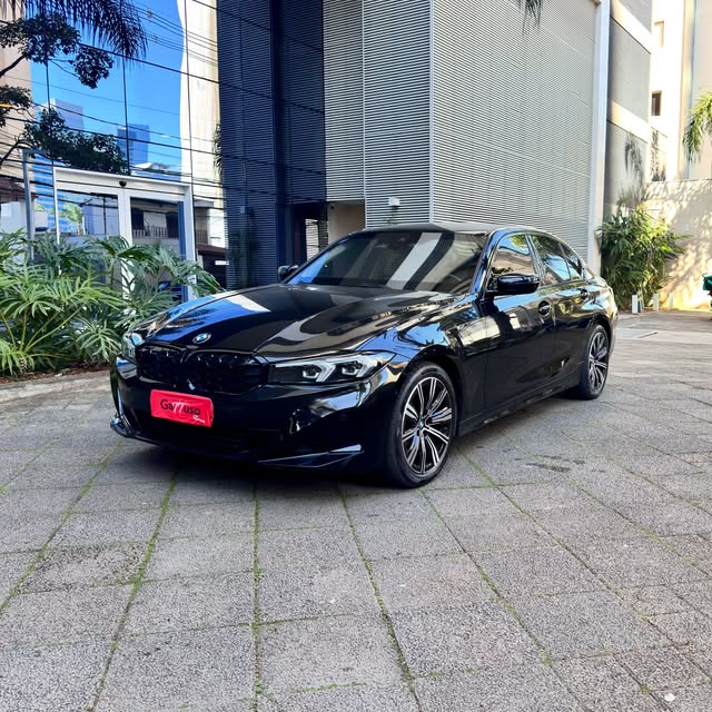 BMW 320I GP - Imagem 1