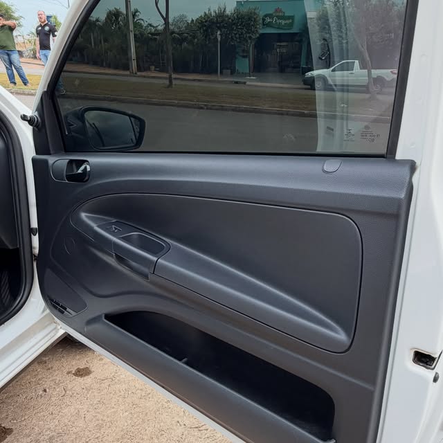 VOLKSWAGEN SAVEIRO ROBUST - Imagem 14