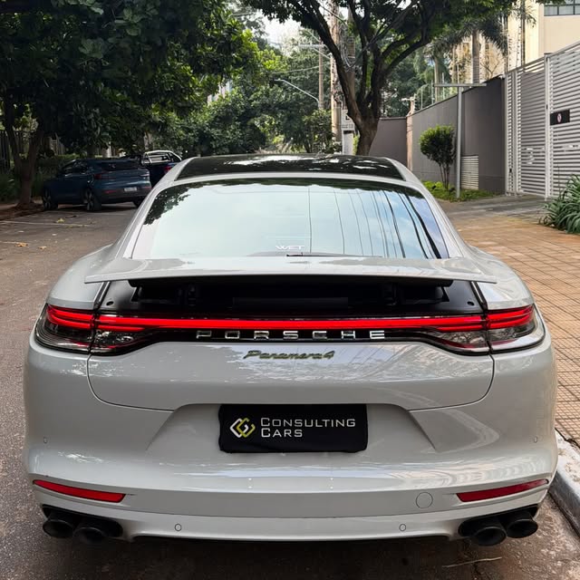PORSCHE PANAMERA 4 2.9 TURBO V6 E-HYBRID PLATINUM EDITION - Imagem 13