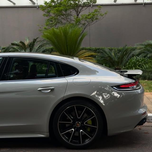 PORSCHE PANAMERA 4 2.9 TURBO V6 E-HYBRID PLATINUM EDITION - Imagem 15