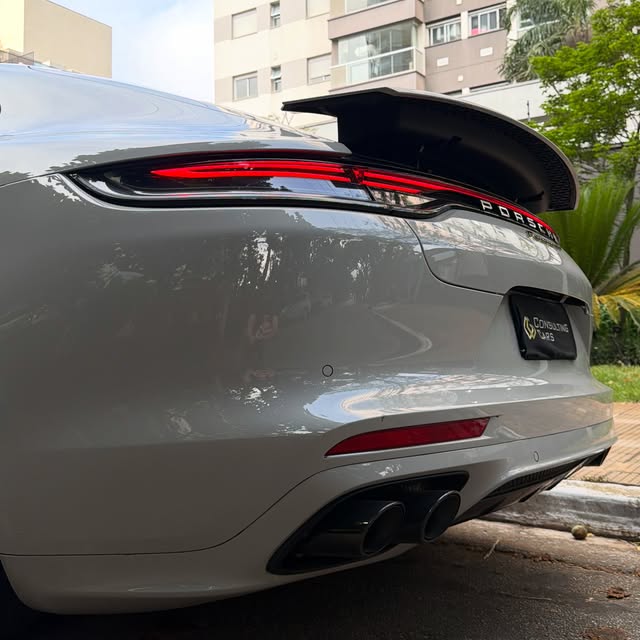 PORSCHE PANAMERA 4 2.9 TURBO V6 E-HYBRID PLATINUM EDITION - Imagem 7