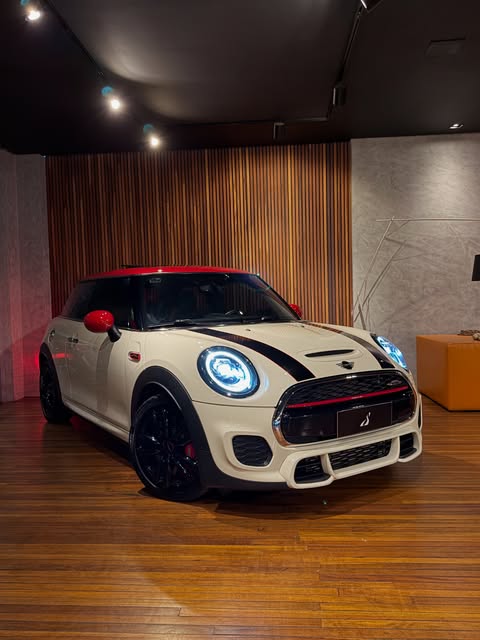 MINI COOPER JCW - Imagem 2