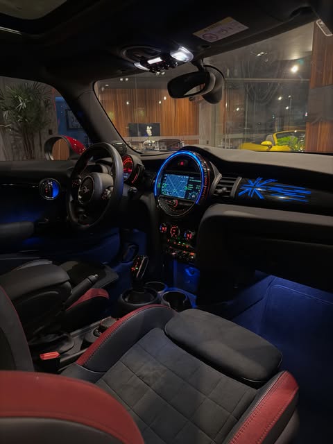 MINI COOPER JCW - Imagem 12