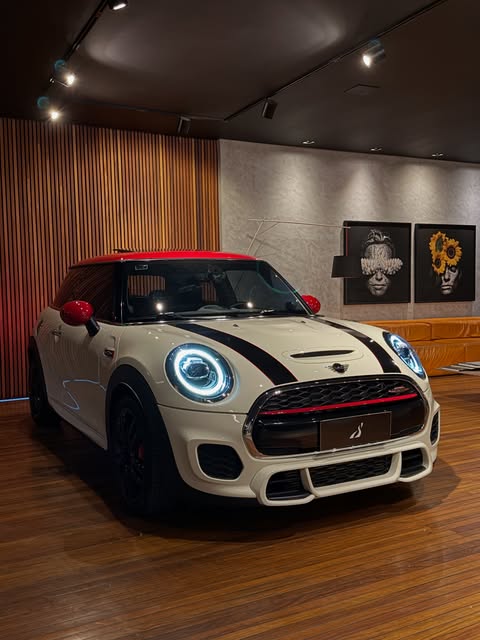 MINI COOPER JCW - Imagem 16