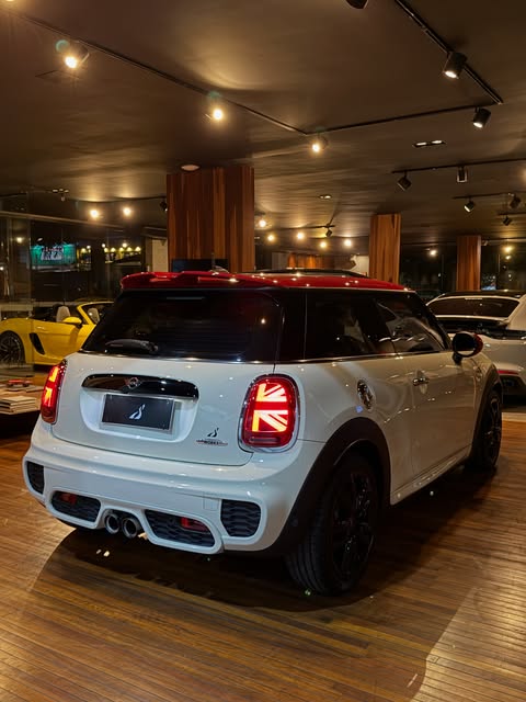 MINI COOPER JCW - Imagem 4