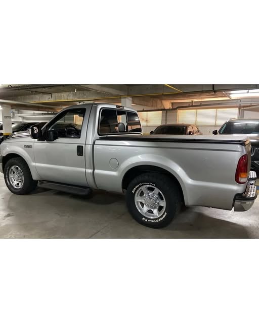 FORD F-250 XLT - Imagem 2