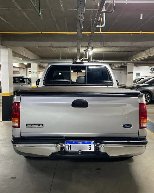 FORD F-250 XLT - Imagem 4