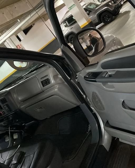 FORD F-250 XLT - Imagem 8