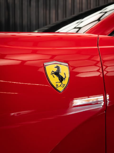 FERRARI 812 GTS - Imagem 11