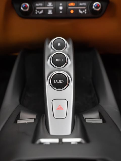 FERRARI 812 GTS - Imagem 14