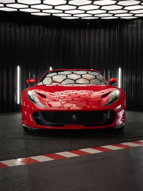 FERRARI 812 GTS - Imagem 3