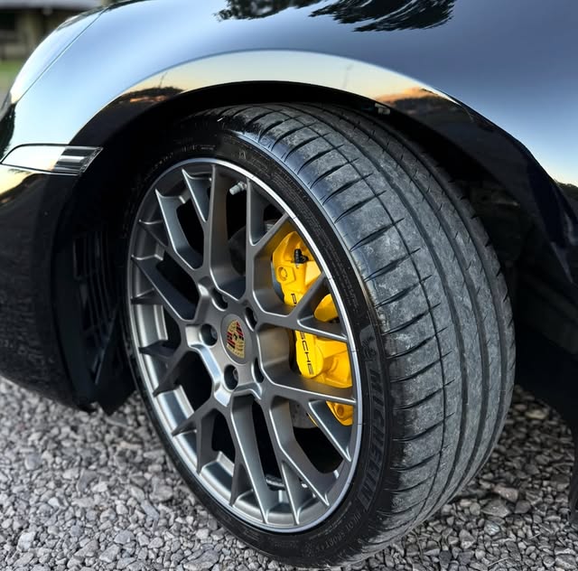 PORSCHE 911 CARRERA - Imagem 15