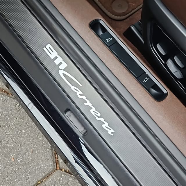 PORSCHE 911 CARRERA - Imagem 10
