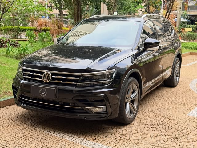 VOLKSWAGEN TIGUAN R-LINE - Imagem 1