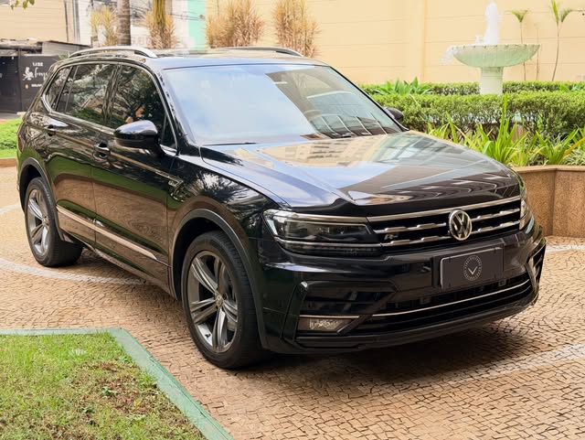 VOLKSWAGEN TIGUAN R-LINE - Imagem 2