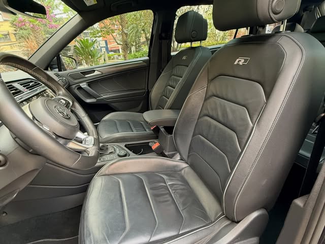 VOLKSWAGEN TIGUAN R-LINE - Imagem 5