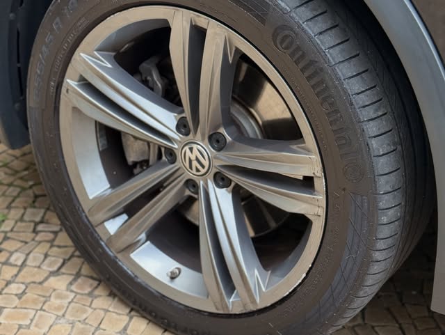 VOLKSWAGEN TIGUAN R-LINE - Imagem 8