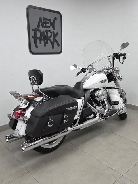 HARLEY-DAVIDSON ROAD KING CLASSIC - Imagem 1