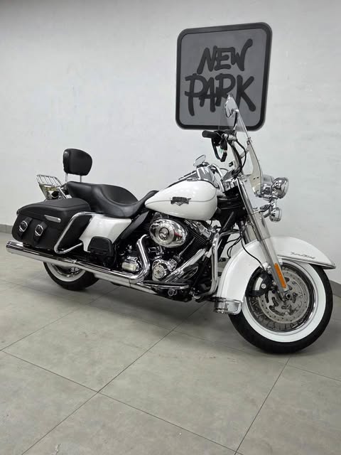 HARLEY-DAVIDSON ROAD KING CLASSIC - Imagem 3