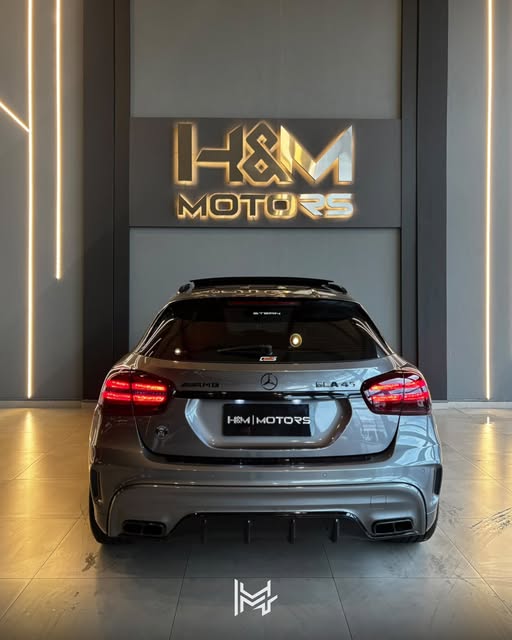 MERCEDES-BENZ GLA 45 AMG - Imagem 6