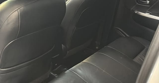TOYOTA HILUX SRV - Imagem 10