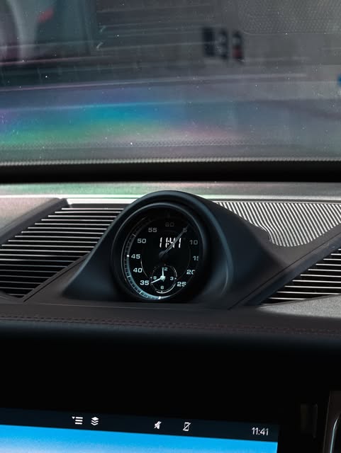 PORSCHE MACAN - Imagem 11