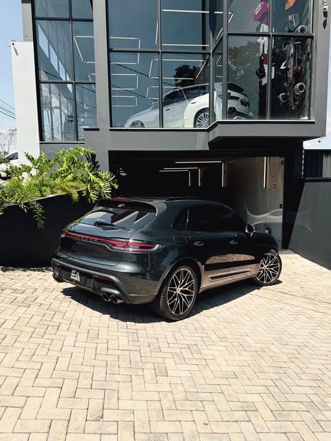 PORSCHE MACAN - Imagem 18