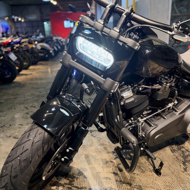 HARLEY-DAVIDSON FAT BOB - Imagem 7