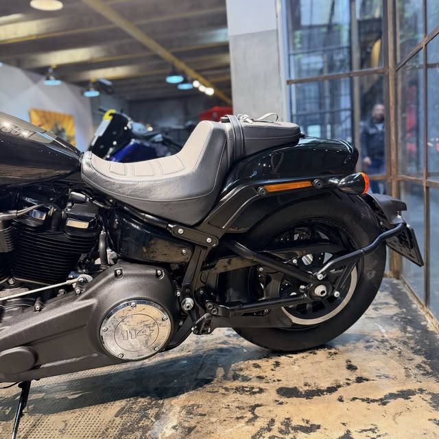 HARLEY-DAVIDSON FAT BOB - Imagem 9