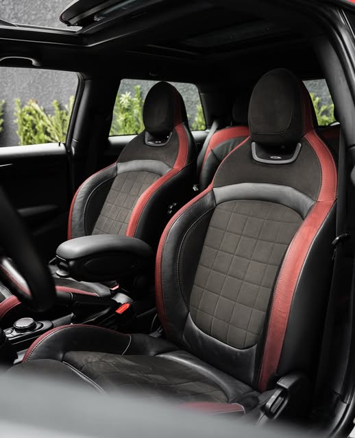 MINI COOPER JCW - Imagem 8