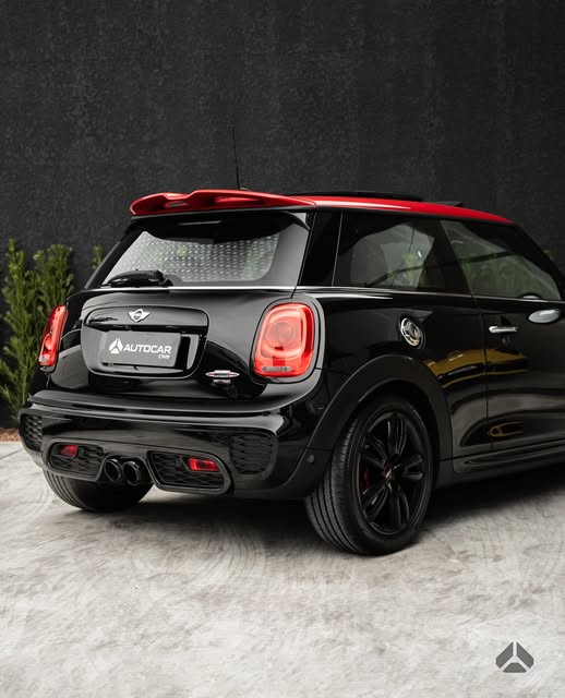 MINI COOPER JCW - Imagem 10