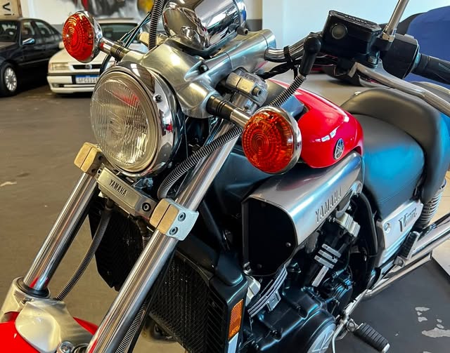 YAMAHA V-MAX - Imagem 13