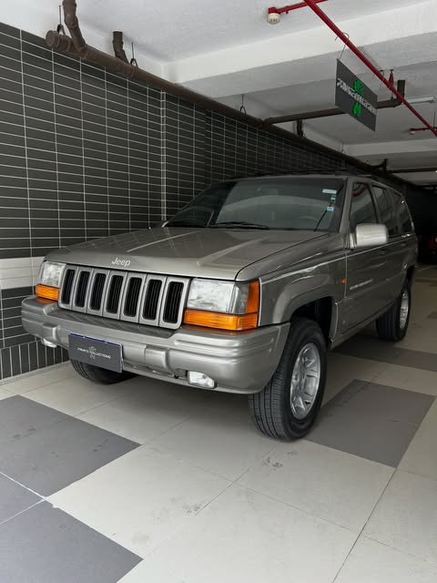 JEEP GRAND CHEROKEE LIMITED - Imagem 1