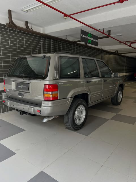 JEEP GRAND CHEROKEE LIMITED - Imagem 5