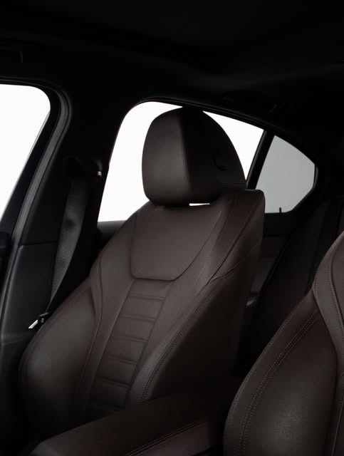 BMW 320I M SPORT - Imagem 5