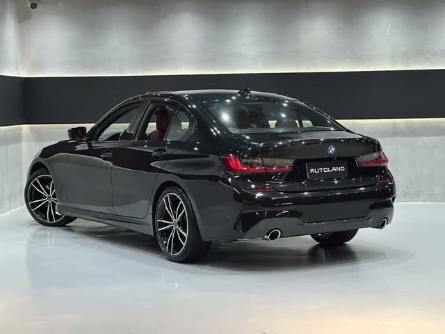 BMW 320I M SPORT - Imagem 2