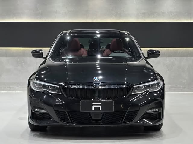 BMW 320I M SPORT - Imagem 9