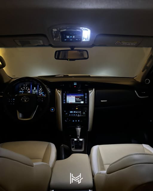 TOYOTA HILUX SRX - Imagem 3