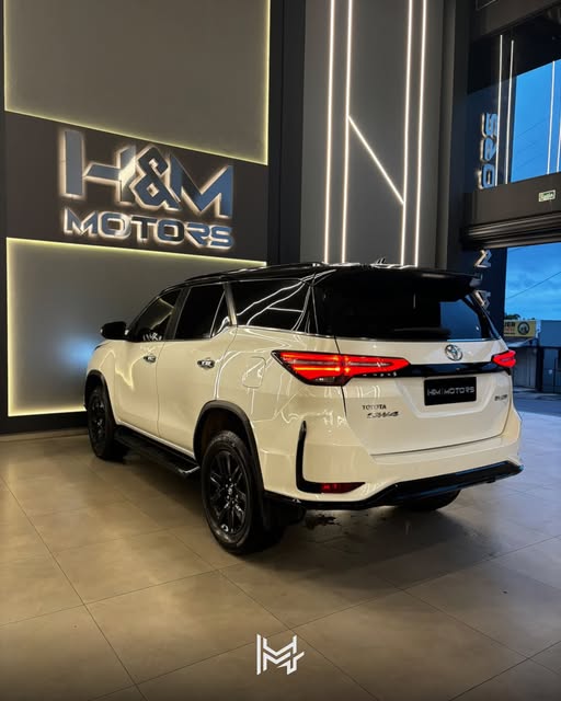 TOYOTA HILUX SRX - Imagem 7